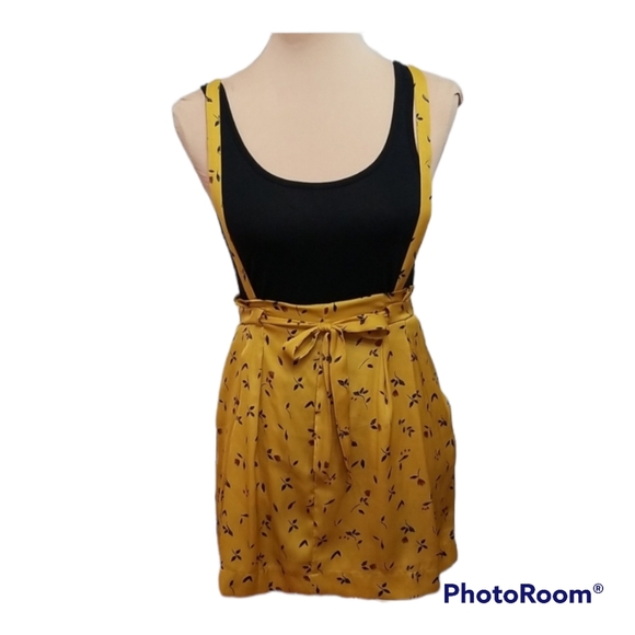 🎉🌟 HOST PICK🎉🌟Urban Outfitters suspenders skirt - Picture 2 of 10